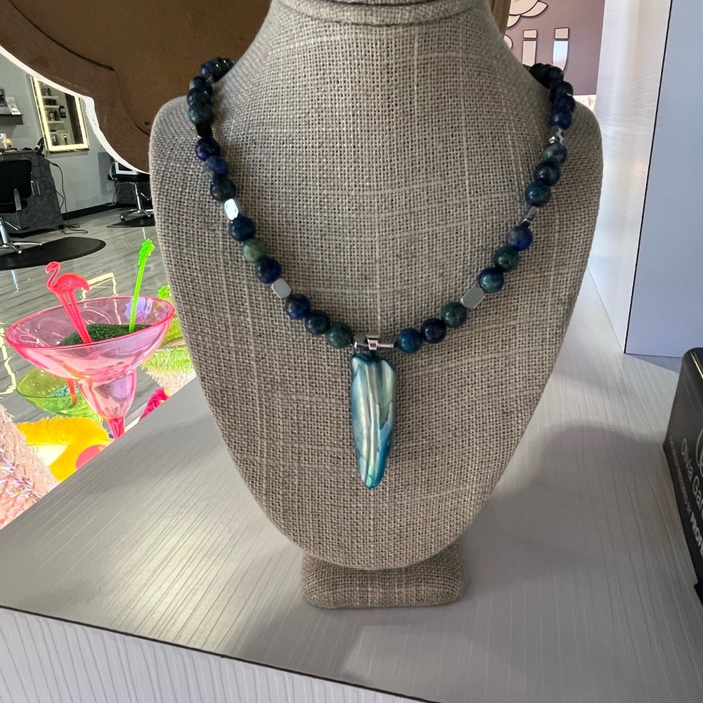 Elegant Blue and Silver Necklace with Striking Pendant